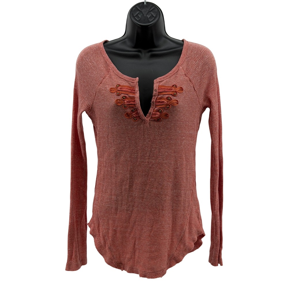 We The Free Top Womens M Pink Thermal Waffle Knit Embroidered Long Sleeve Raglan